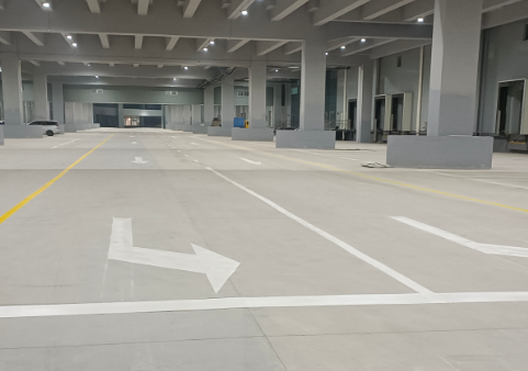 蘇州企業廠區道路劃線?施工要點解析